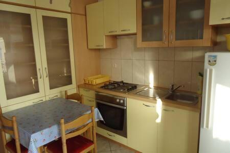 A2+1 Groundfloor Brela Apartment Екстериор снимка